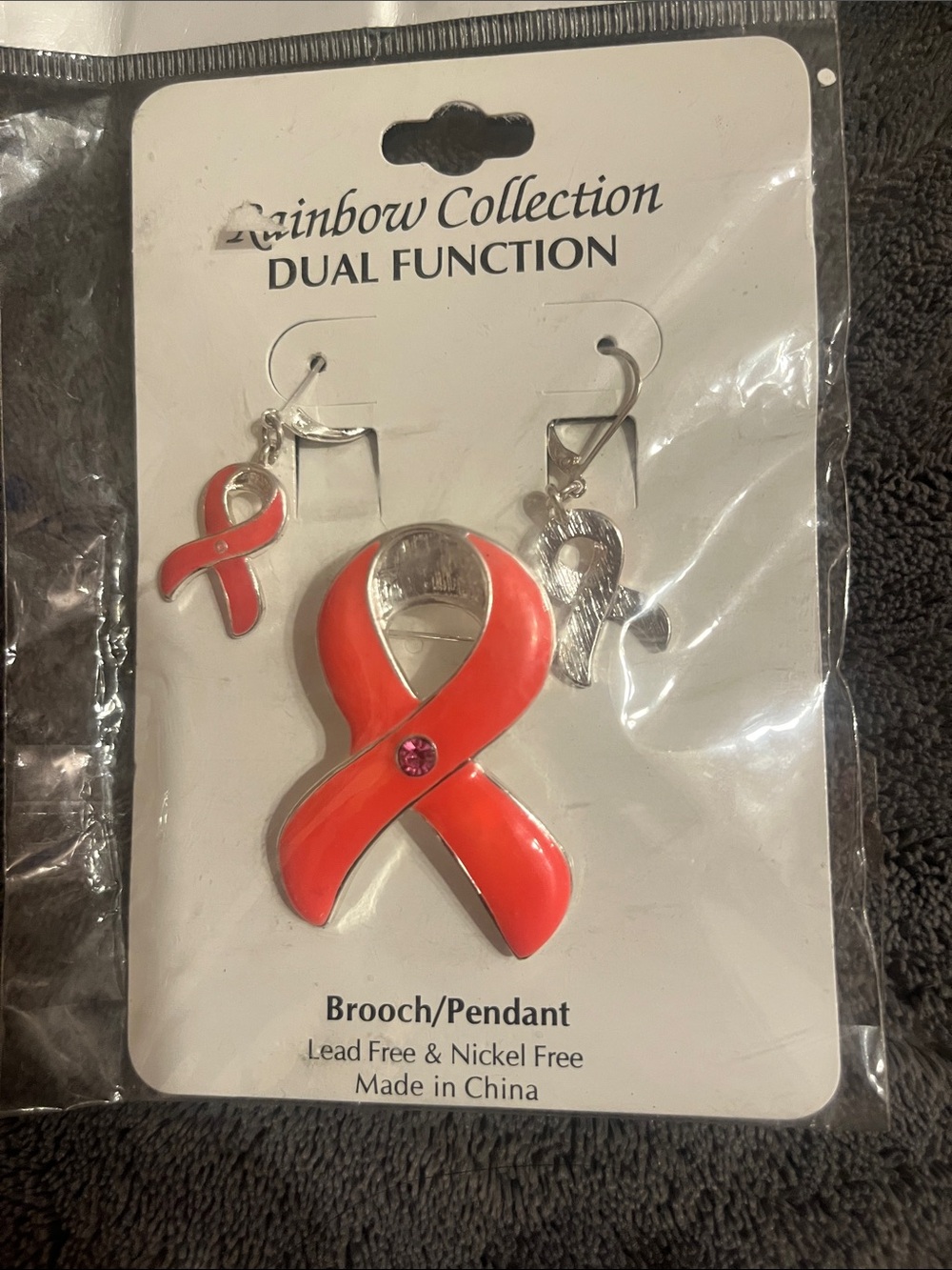 Women’s Red Ribbon Brooch & Earring Set